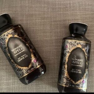 1 Left Midnight Spells Bath & Body Works Body Wash ✨